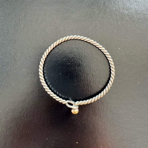 Cape Cod Twisted Loop Bracelet - Picture 3 of 4